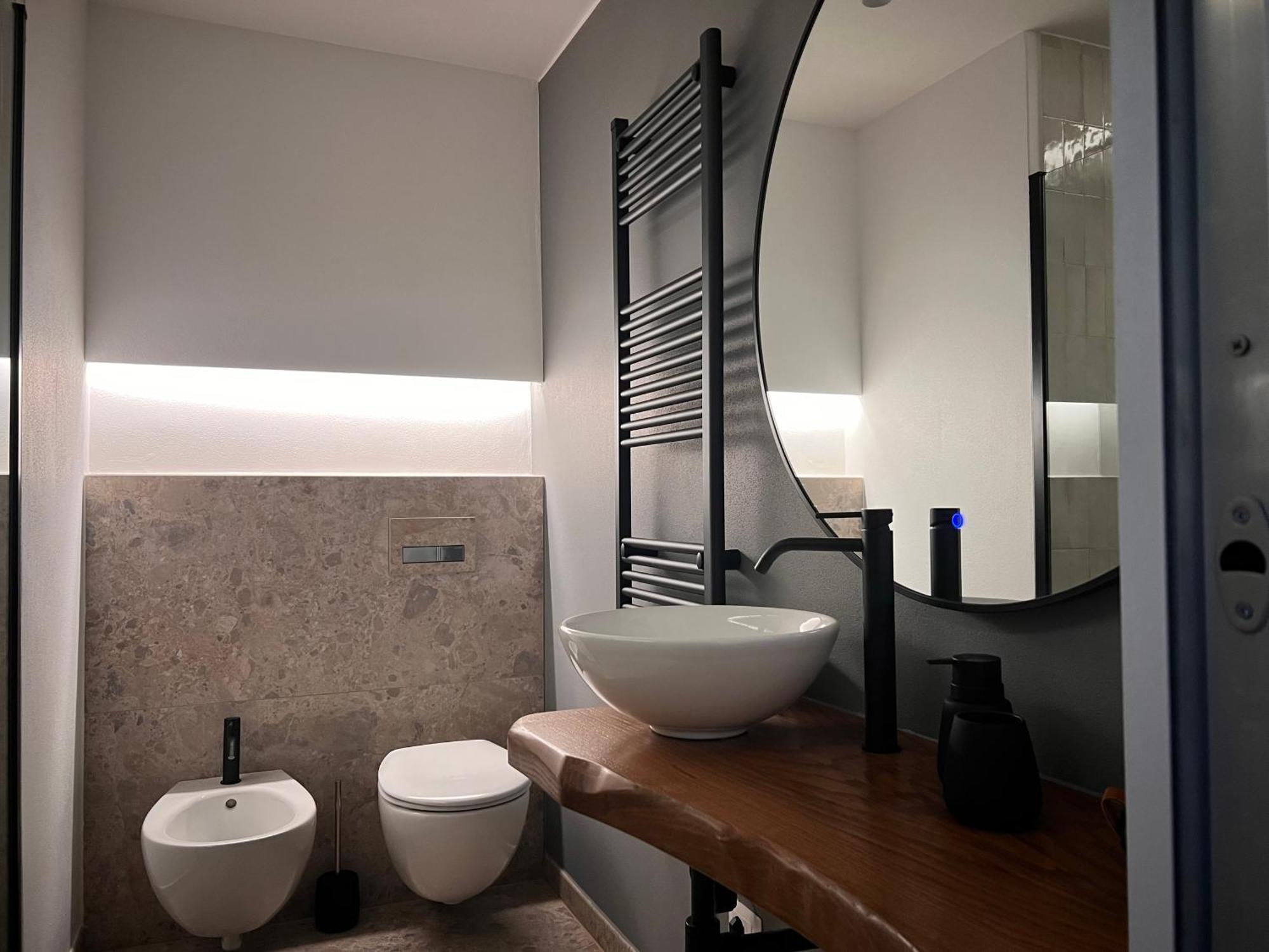 מנאג'יו Apartment Nicole מראה חיצוני תמונה